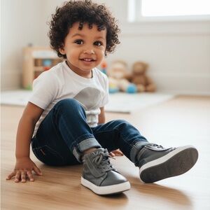 Wonder Nation boys casual High Top Sneakers Size 7